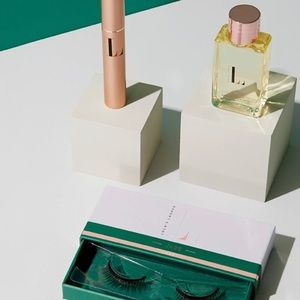 JADE MAGNETIC EYELASHES & EYELINER KIT